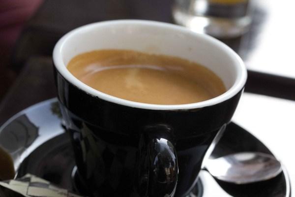 A Strong Coffee Half An Hour before Exercising Increases Fat-Burning