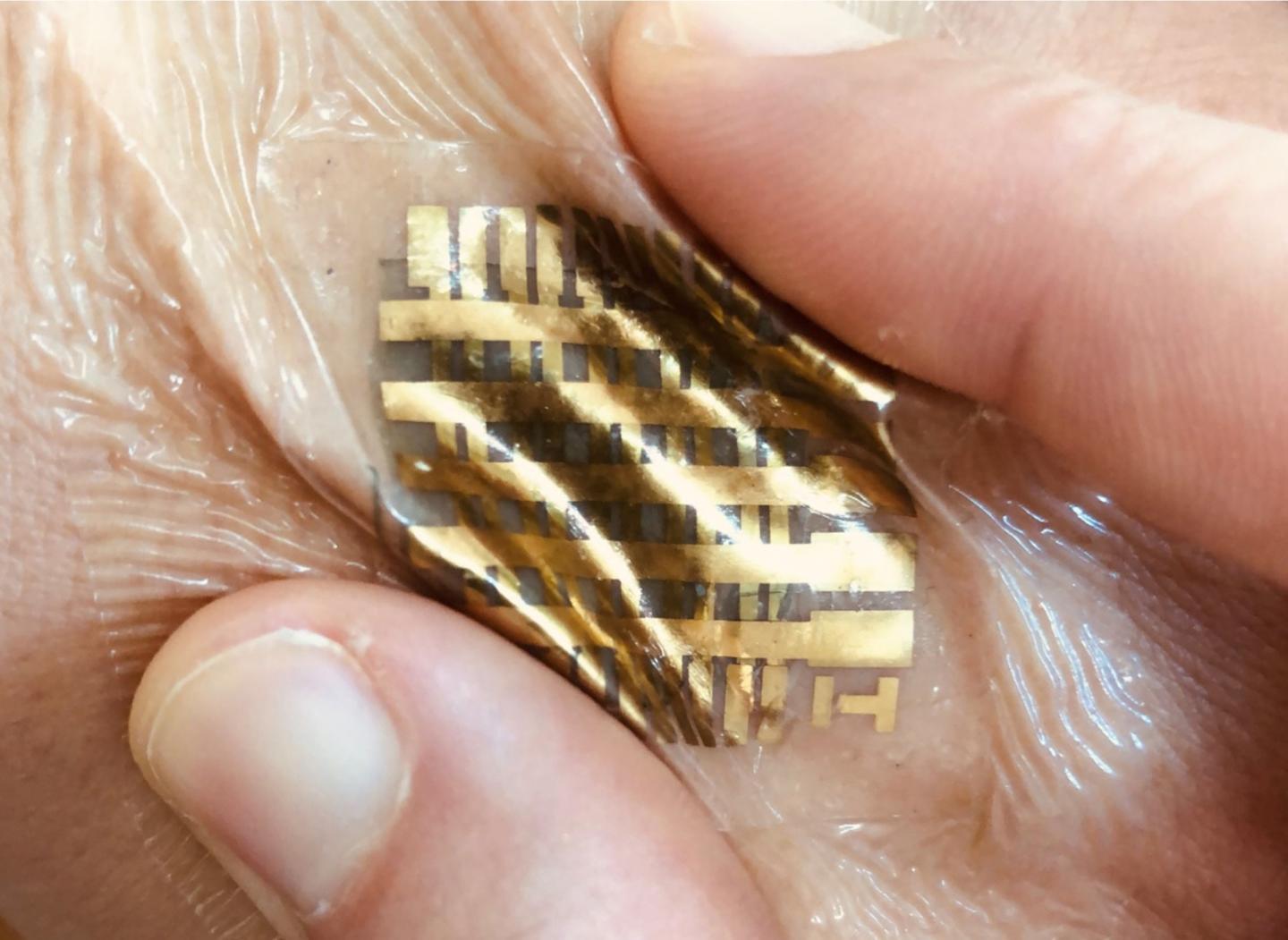 Thin Film Sensor Stretches and Heals Like Real Skin (2 of 4)