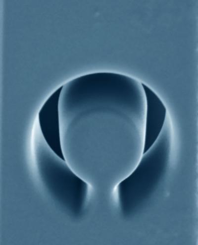 Microscopic Gem the Key to New Development in Magnetic Lab-On-A-Chop Technology