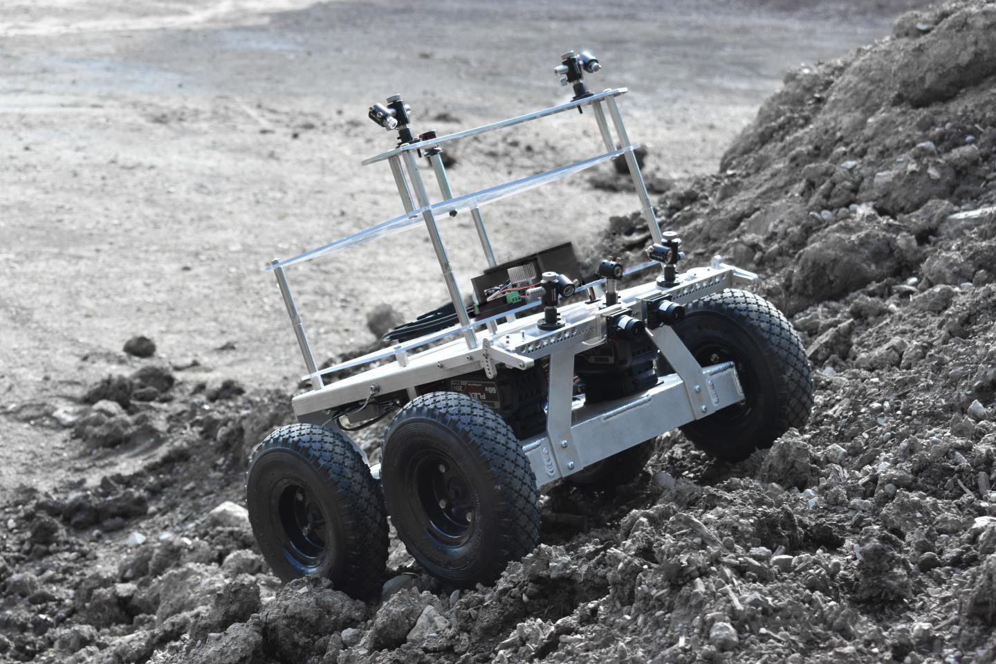 MoonRanger Rover Will Search for Ice on Moon