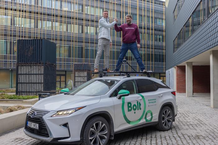 The University of Tartu's self-driving test vehicle now has remote-control capabilities Demonstration of the remote control system