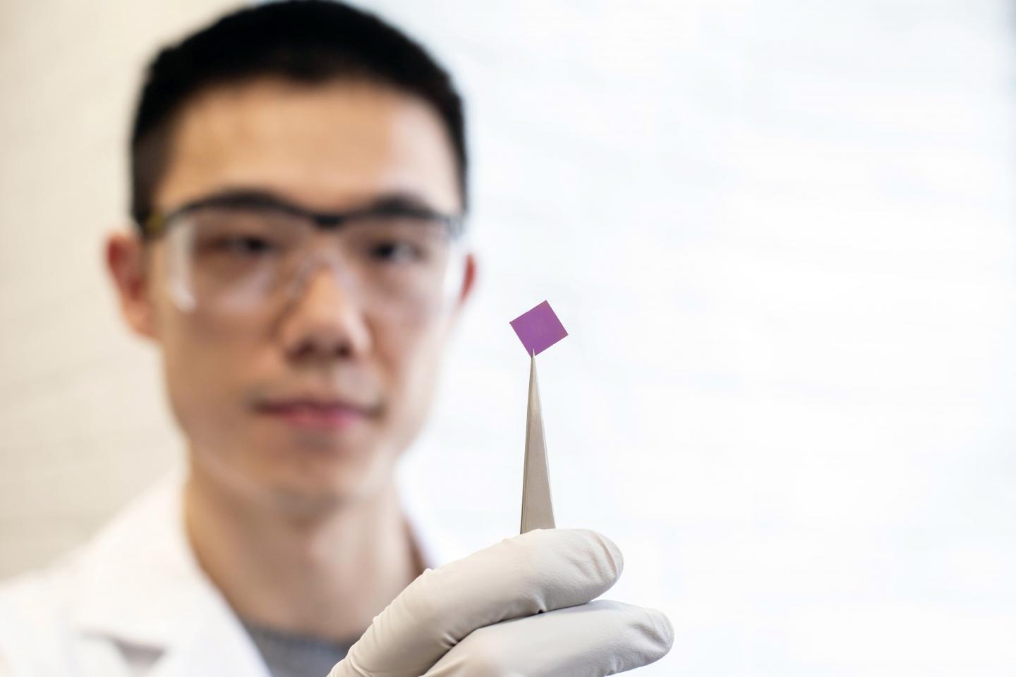 Teng Cui with Graphene