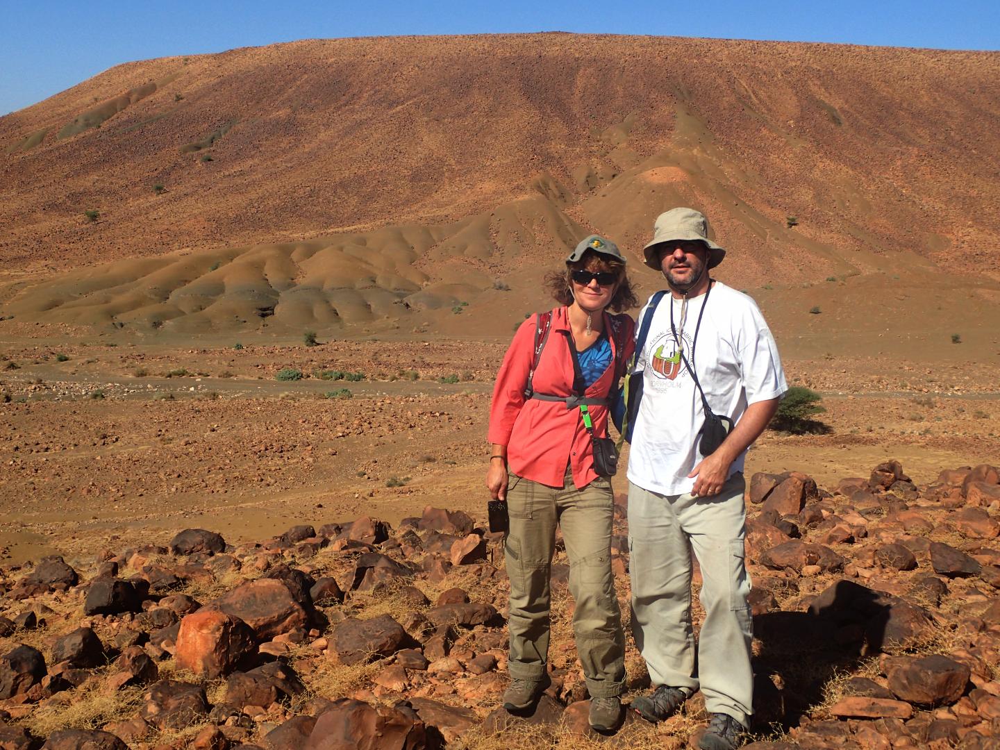 USask paleobiologists Gabriela Mángano and Luis Buatois