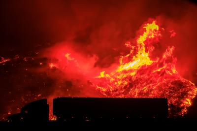 Dry Conditions Worsen California Wildfires