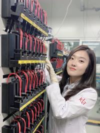 Dr. Lee Minah at KIST’s Center for Energy Storage Research