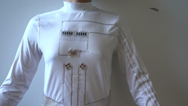 Wearable microgrid