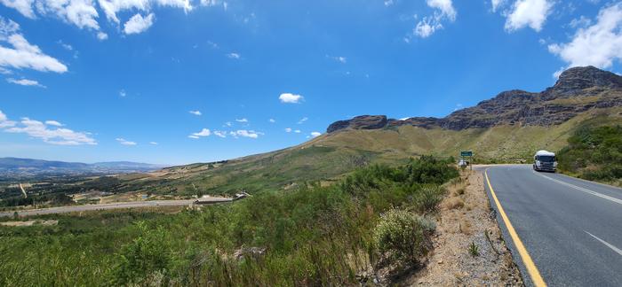 Northern entrance to Huguenot tunnel, Du Toits Kloof mountains