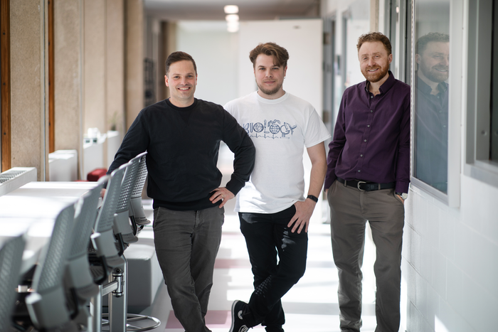 TM_GLUE_Ness_Santangelo_Johnson