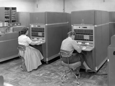 Historical Photo of Computer Use at Lawrence Livermore National Laboratory in the Early 1950s