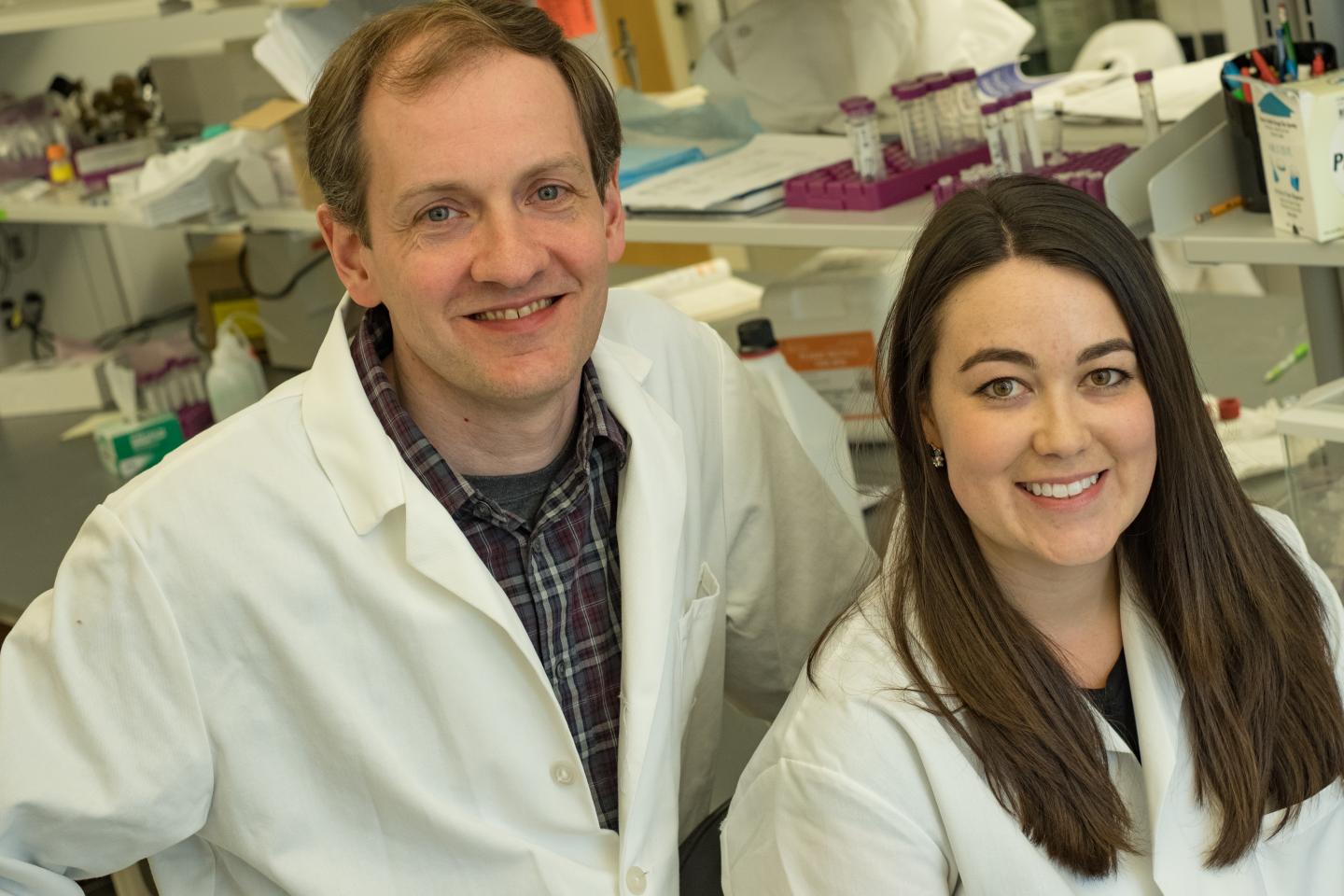 effrey Hartgerink and Graduate Student Nicole Carrejo, Rice University 