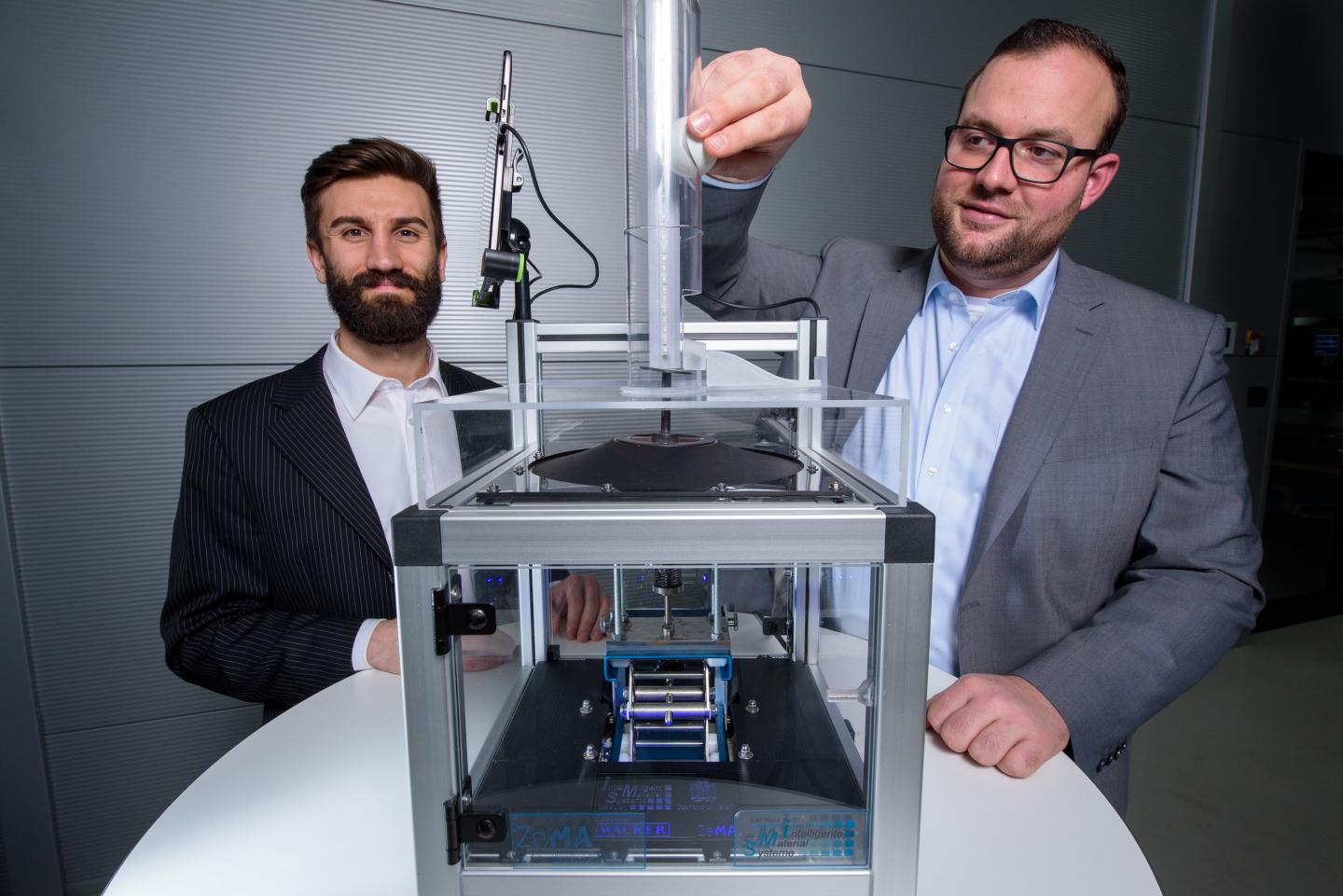 Hannover Messe: Engineers at Saarland University Turn Polymer Films into Self-Sensing High-Tech
