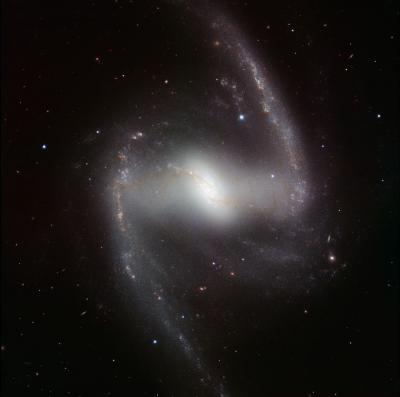 HAWK-I Infrared Image of the Spectacular Barred Spiral Galaxy NGC 1365
