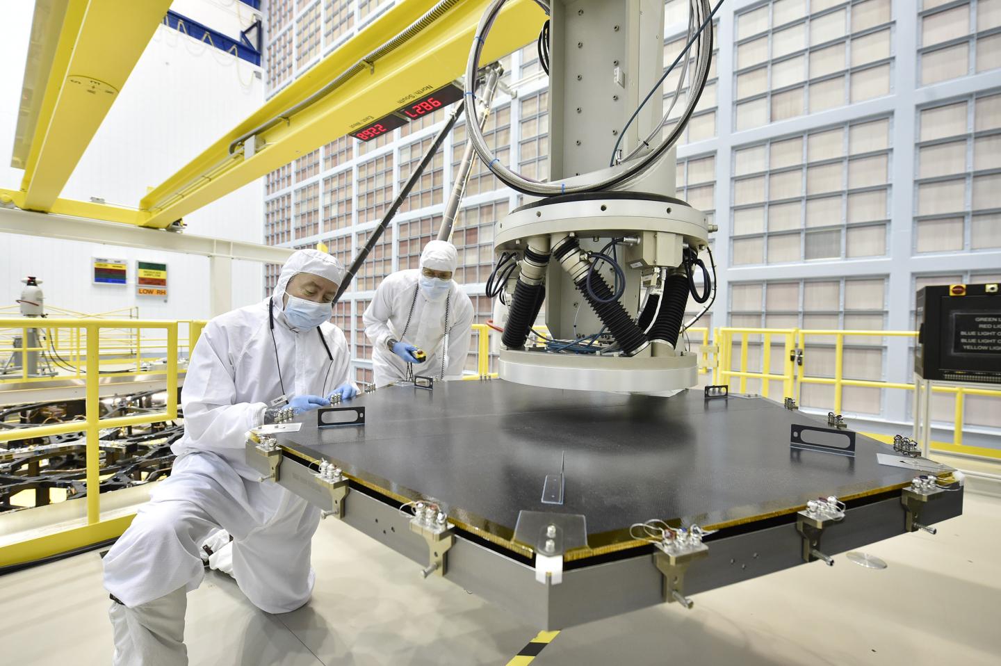 Webb Telescope Mirror Mount On The Robotic Ar Eurekalert