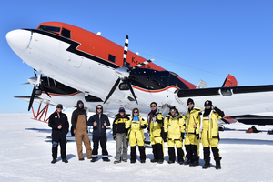 ICECAP-2 Scientists in East Antarctica