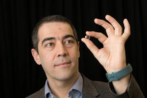 Contact lenses to diagnose glaucoma - Vimarsana News