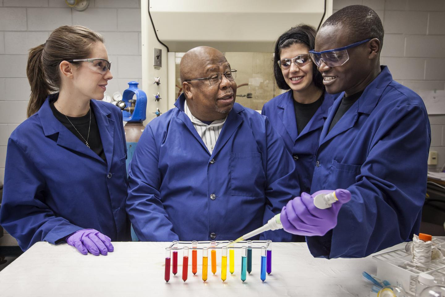 LSU Boyd Professor Isiah Warner and Students