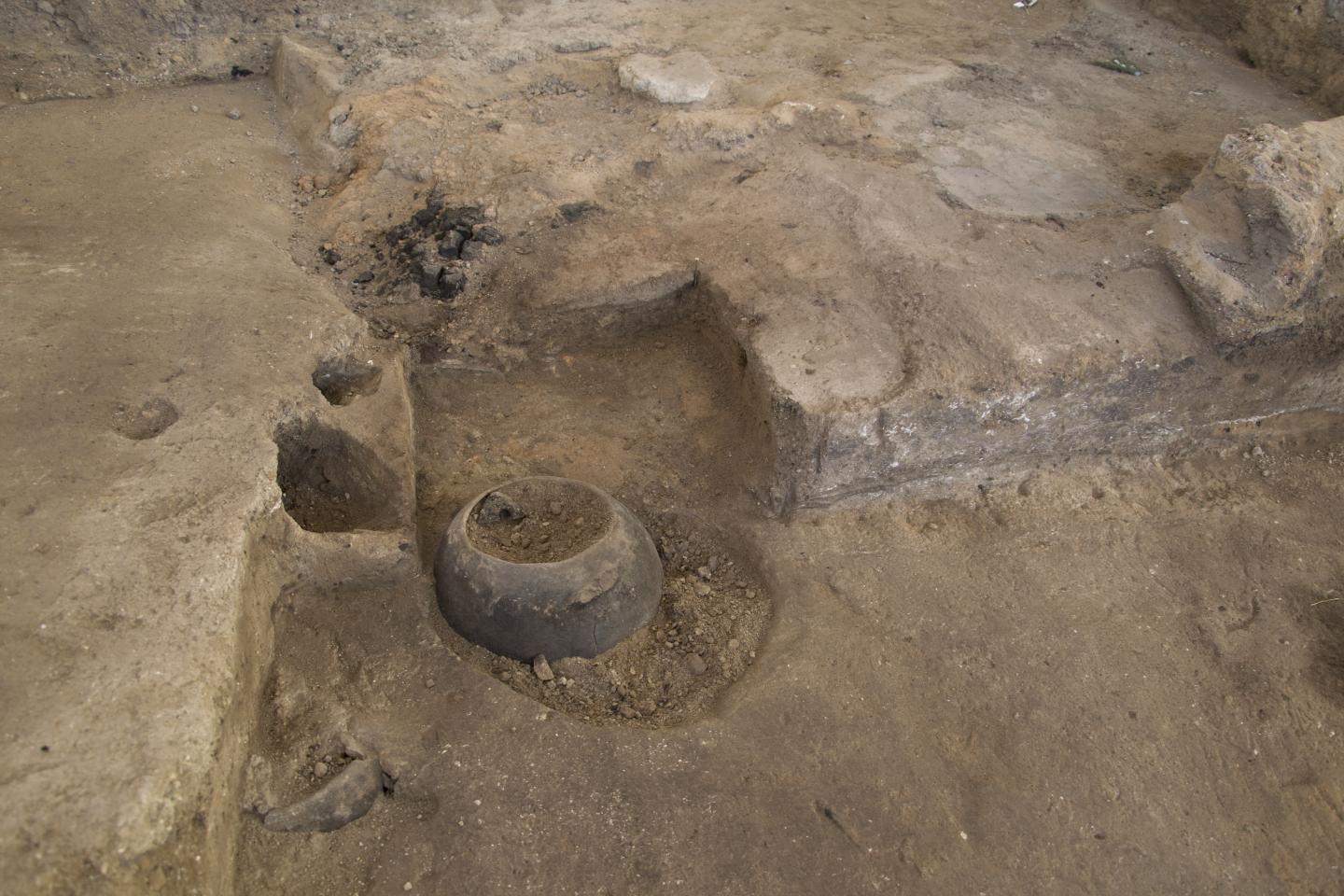 In Situ Pottery at the Archaeological Site of Çatalhöyük