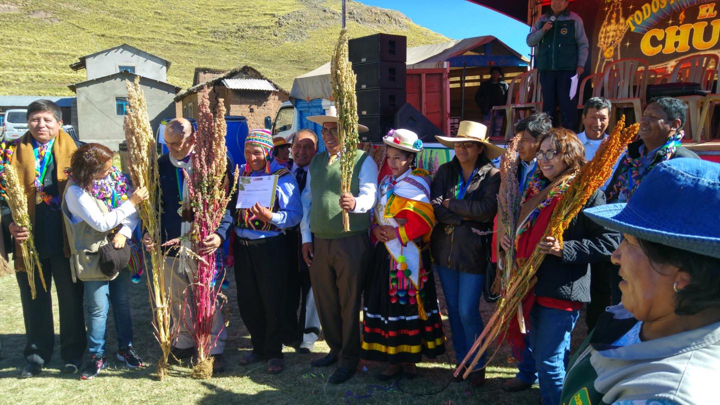 Farmers' award ceremony, Peru (1)