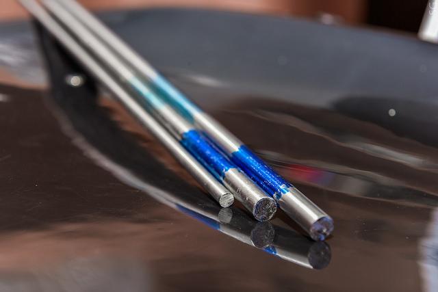 Elastic Mmtal rods 2