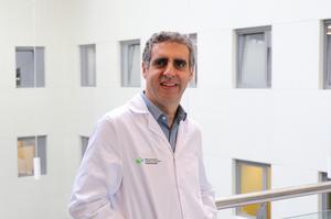 Dr. Manel Esteller, head of the Cancer Epigenetics group at the Josep Carreras Leukaemia Research Institute