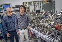 Gong Chen and Andreas Schmid, Berkeley Lab