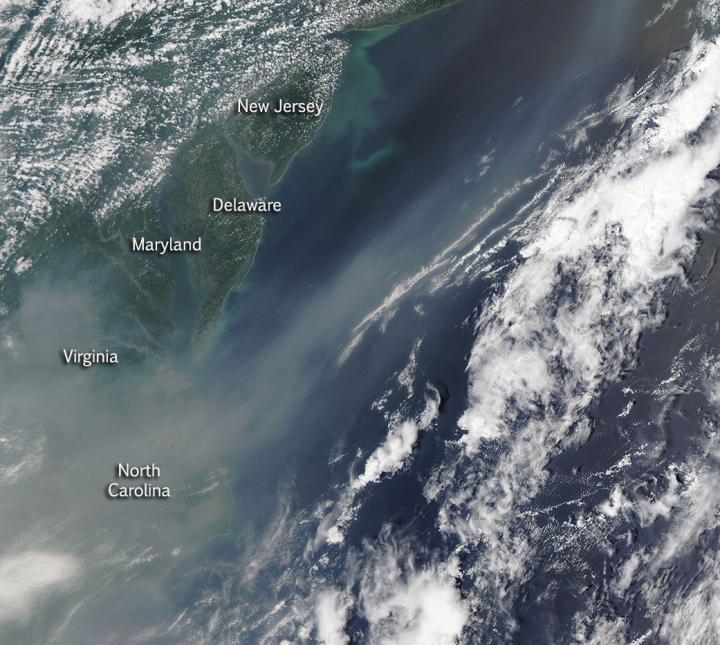 Canadian Smoke Now Over US East Coast