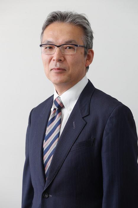 Tetsuya Mitsudomi, MD,  Division of Thoracic Surgery, Department of Surgery, Kindai University Faculty of Medicine, Osaka-Sayama, Japan.