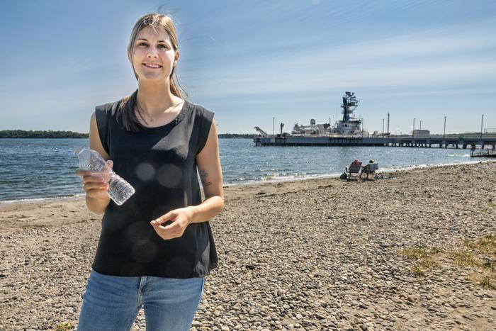 Microplastics in Narragansett Bay (Fulfer by Bay)