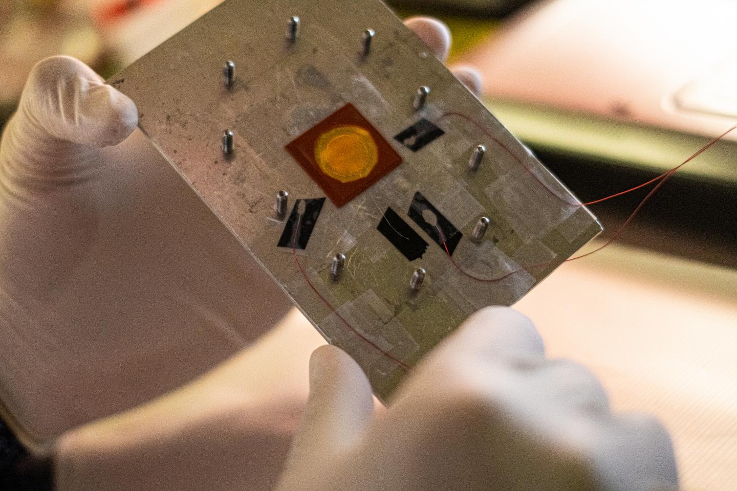 LUMINESCENCE 2 [IMAGE] EurekAlert! Science News Releases