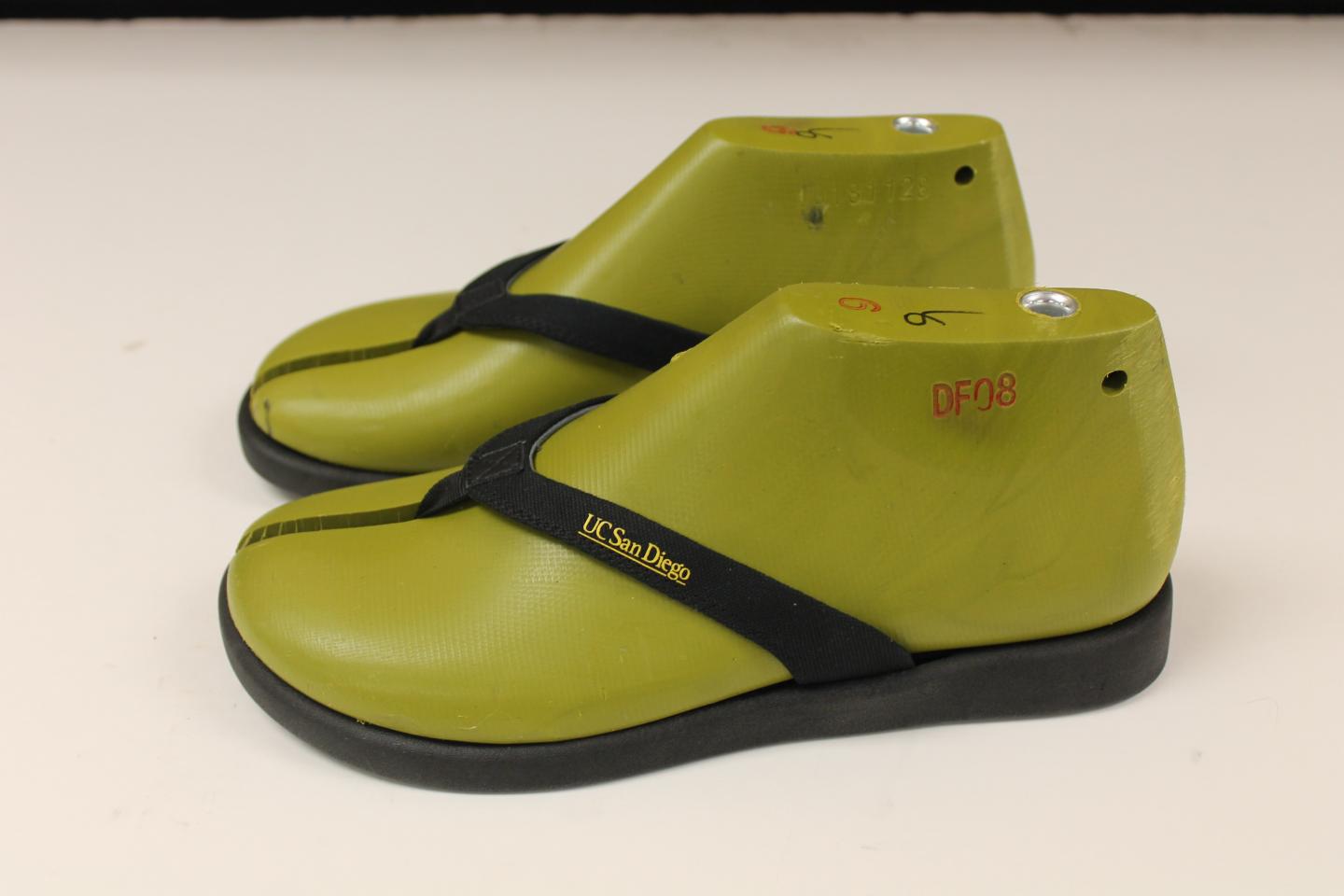 Algae-Based-Flip-Flops