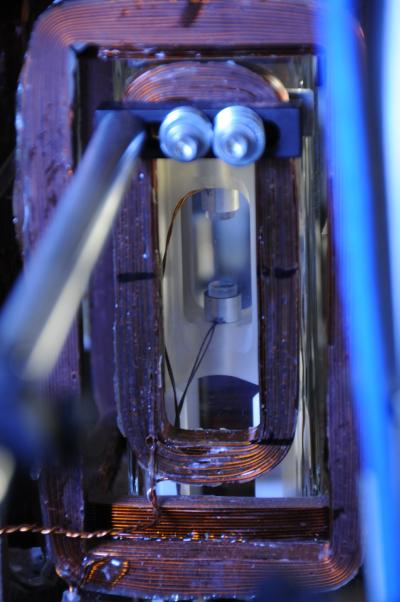 Superradiant Laser Cavity