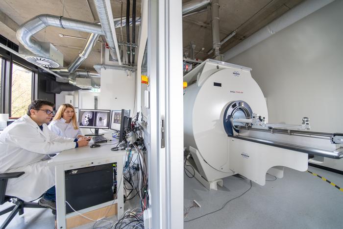 Dr. Jelena Lazovic Zinnanti (right) and a colleague working with MRI