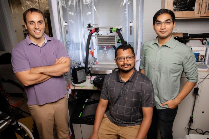 Nenad Miljkovic, Kalyan Boyina and Yashraj Gurumukhi Developed a System that Can De-Ice Surfaces in 