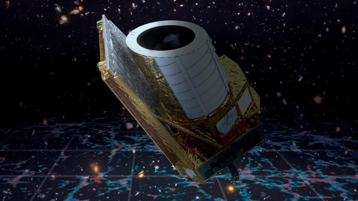 Exploring the universe with new technologies to manage big data