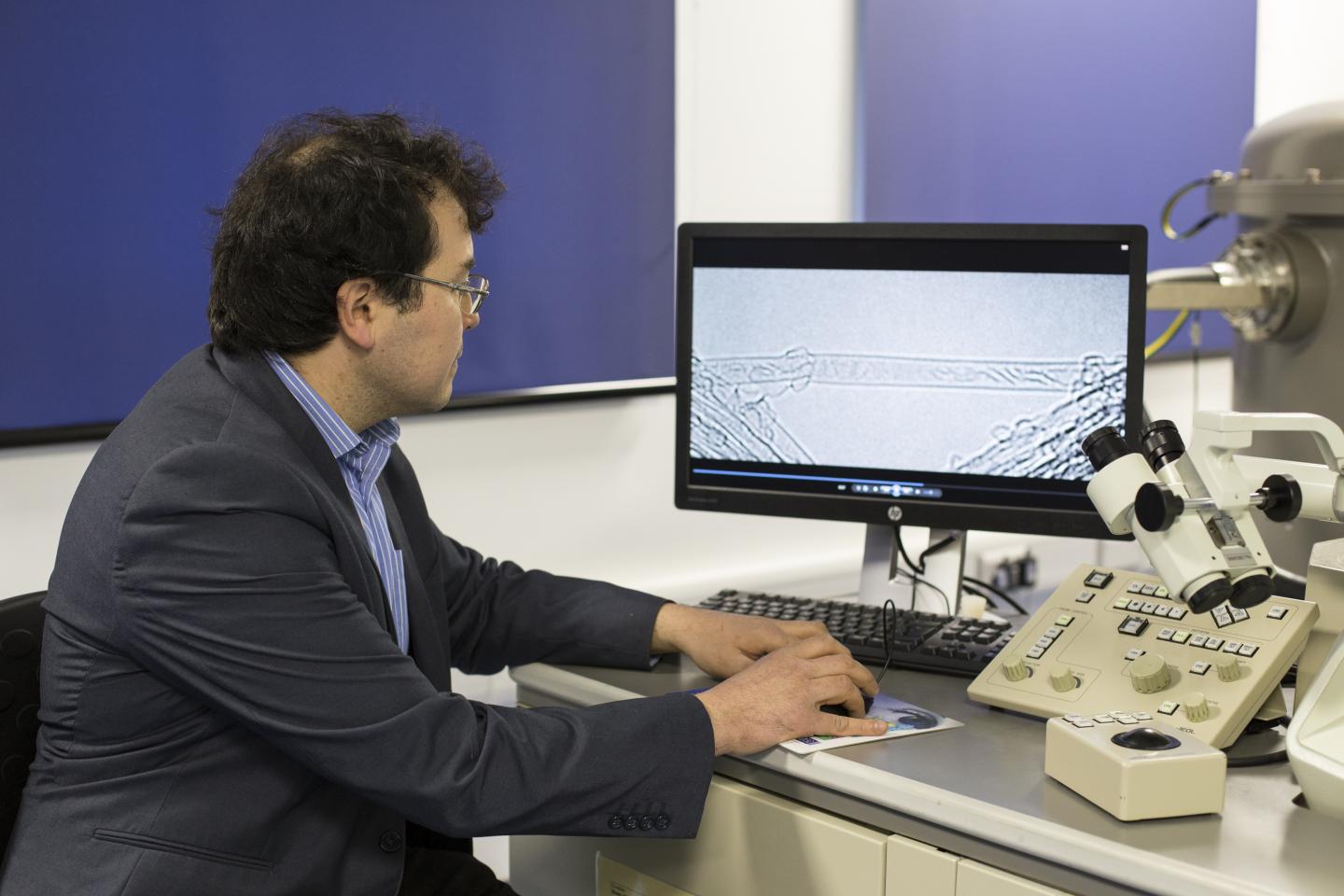 Chemical Reactions 'Filmed' at the Single-Molecule Level