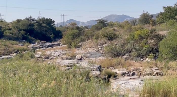 This picture shows a very famous outcrop where nearly horizontal black and white layers are observed. The BIC made of layers of igneous rock in a basin shape, formed over a period of about 1 million years, after which it seems to have barely changed. CREDIT: Y. Suzuki