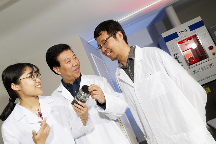  Wei Li, Yiqi Yang and Bingnan Mu, University of Nebraska-Lincoln 