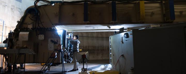 Earthquake-Simulating Centrifuge