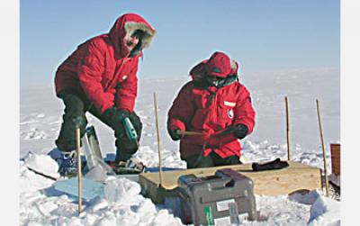 Study of Glacial Earthquakes Shakes Up Idea of How Ice Streams Move (1 of 3)