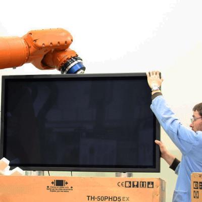 Close Yet Safe Cooperation Between Robots and Workers