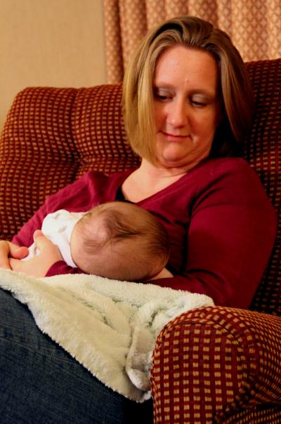 Breastfeeding Tips Women Share Intrigue Doctors (1 of 3)