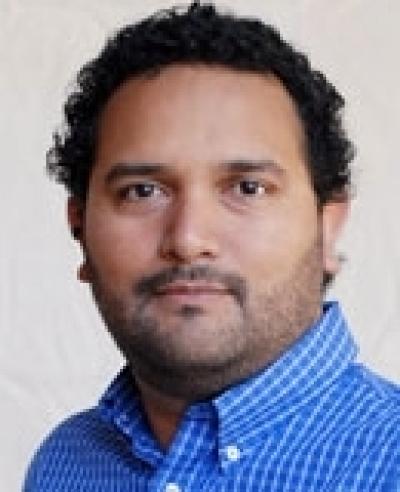 Jorge Agüero, University of California, Riverside