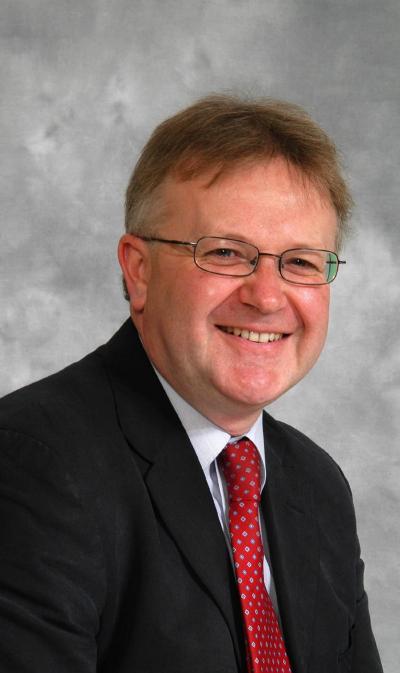 Stuart Elborn, Queen's University Belfast