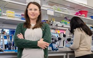 Alicia Rogers, UTA assistant professor of biology