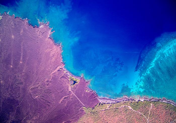 Coral reef and coastline in the South Kona, Hawaiʻi region.