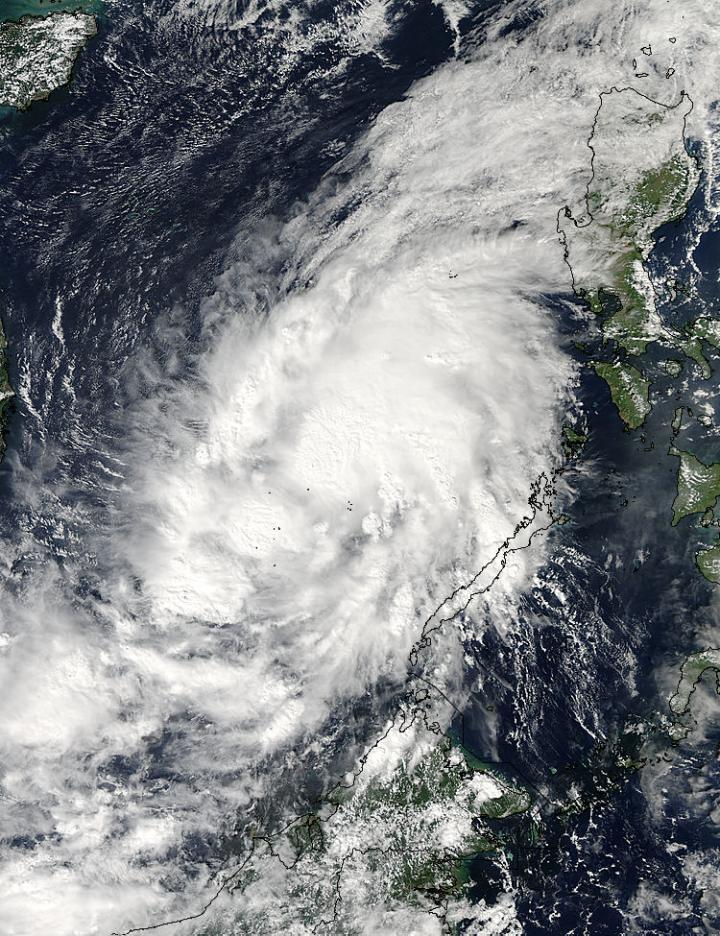 NASA Satellite Sees Tropical Storm Sinlaku in the South China Sea