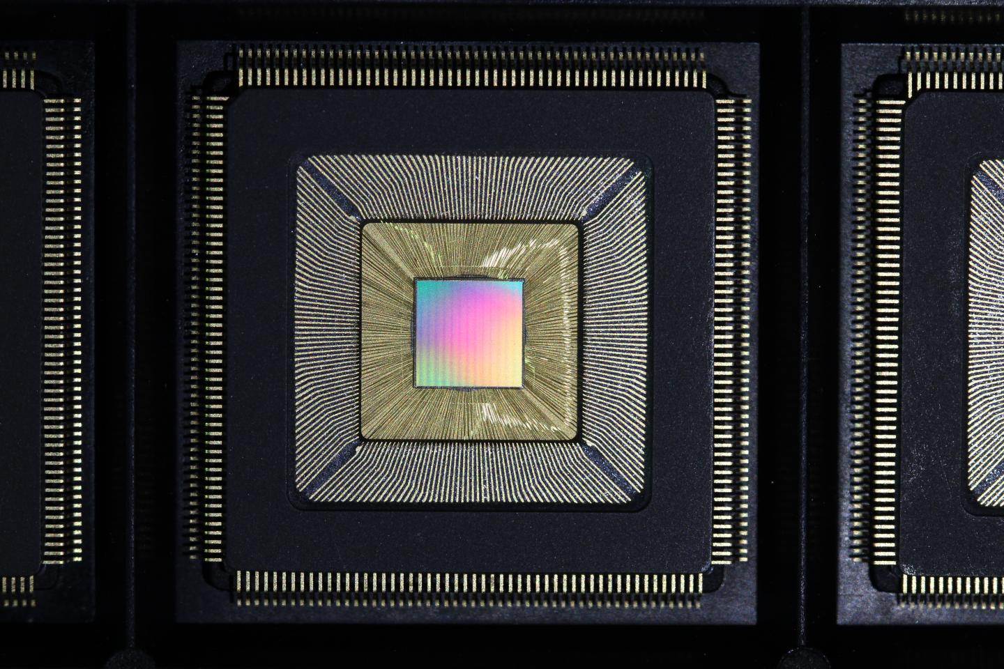 Чип процессора. Процессорный чип. Процессор 2016 г.. Система на кристалле многоядерные ИС.