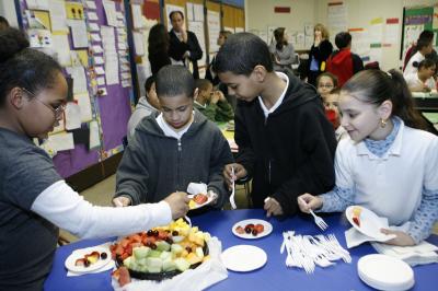 Changing School Environment Curbs Weight Gain in Children (2 of 2)