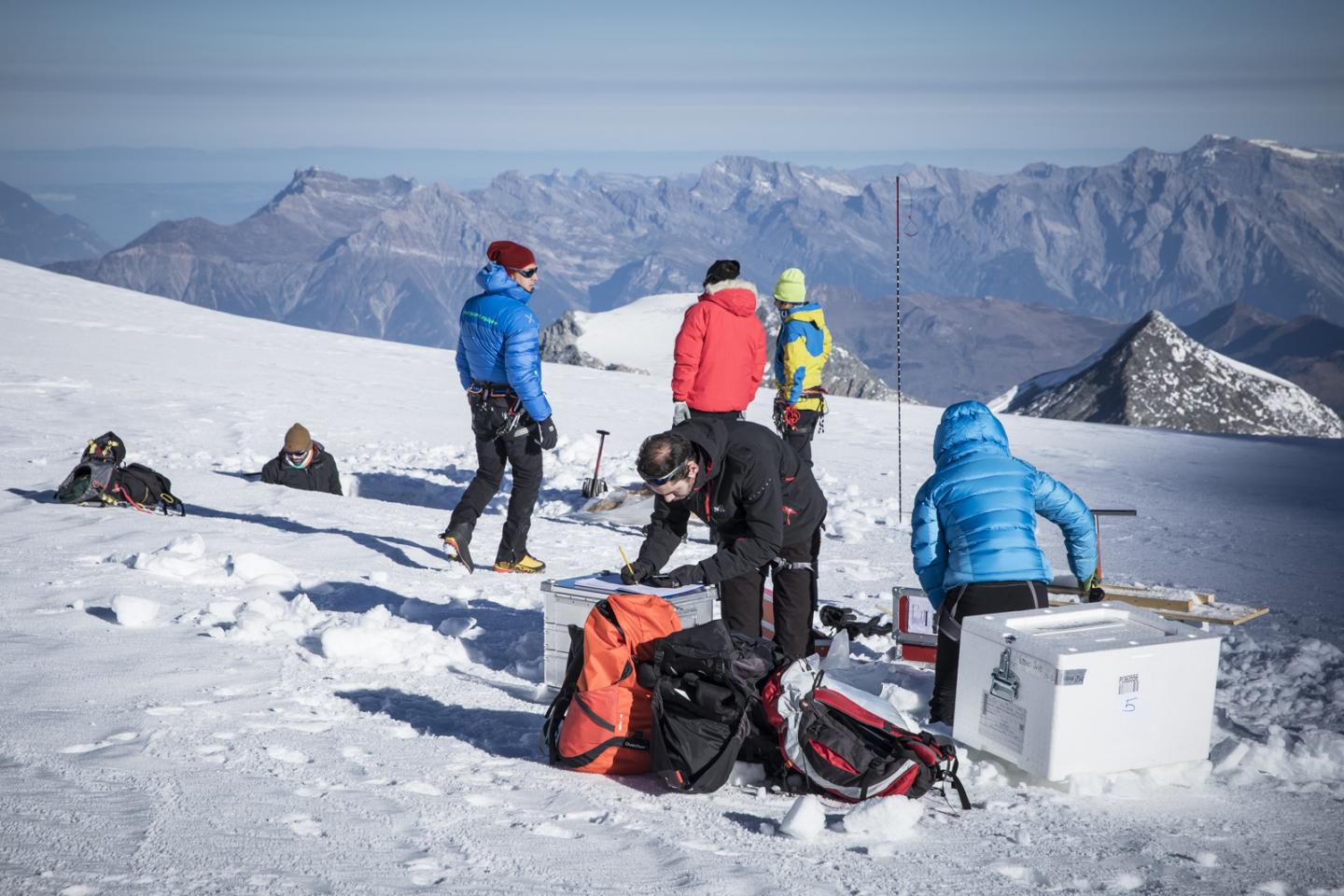 Ice Memory -- Grand Combin Survey (1 of 2)