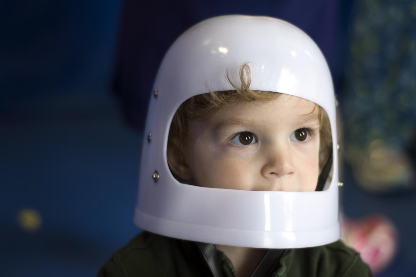 Autonomous Tots Have Higher Cognitive Skills
